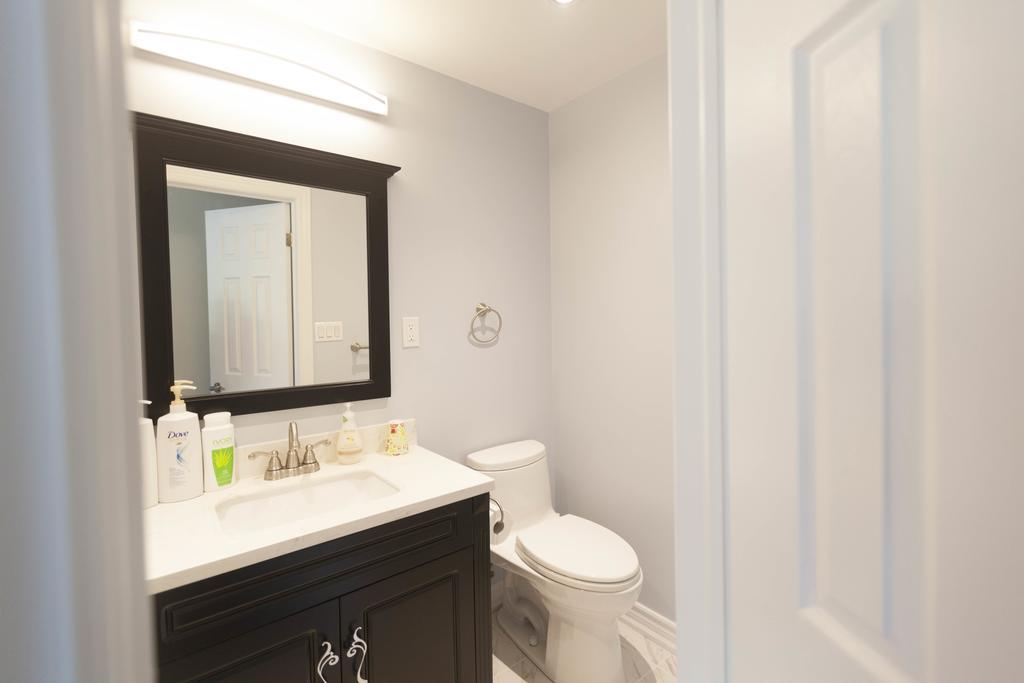 多伦多邓肯公园民宿 Toronto Duncan Park Guesthouse Kültér fotó